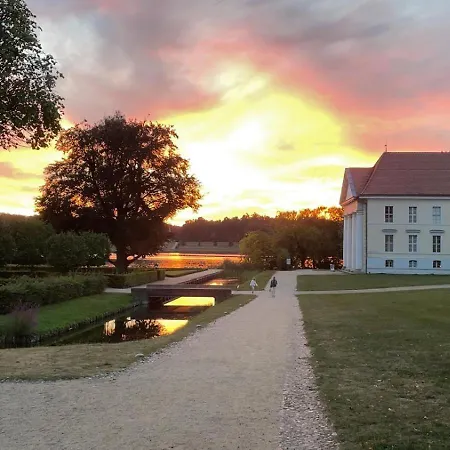 Olivia Ab 3 Naechten Apartament Rheinsberg